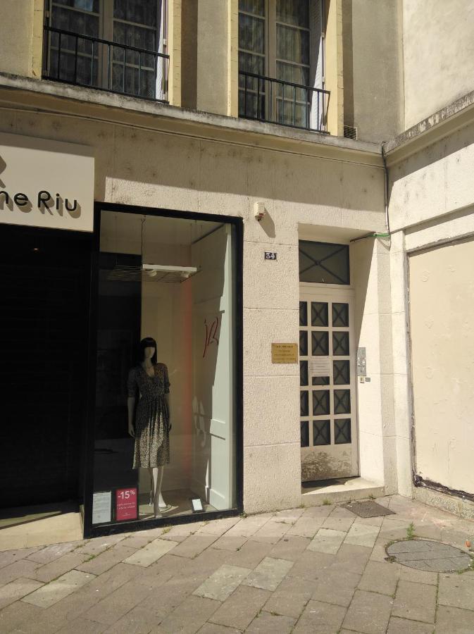 Le Gambetta Appartement Poitiers Buitenkant foto